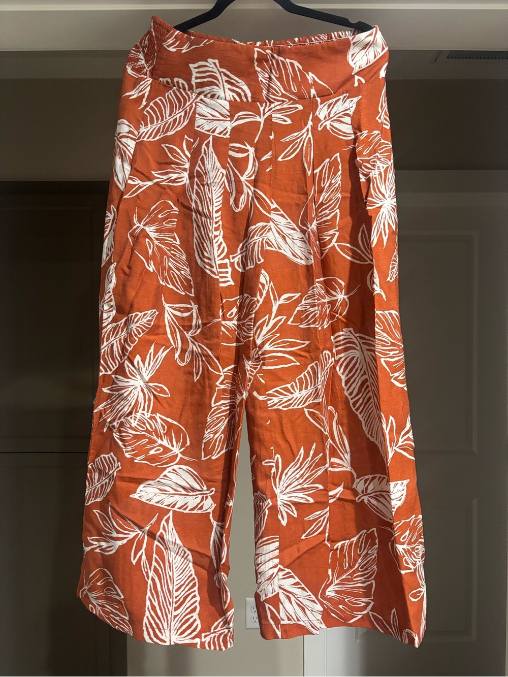 Polagram Rust Orange Wide-Leg Leaf Print Pants
